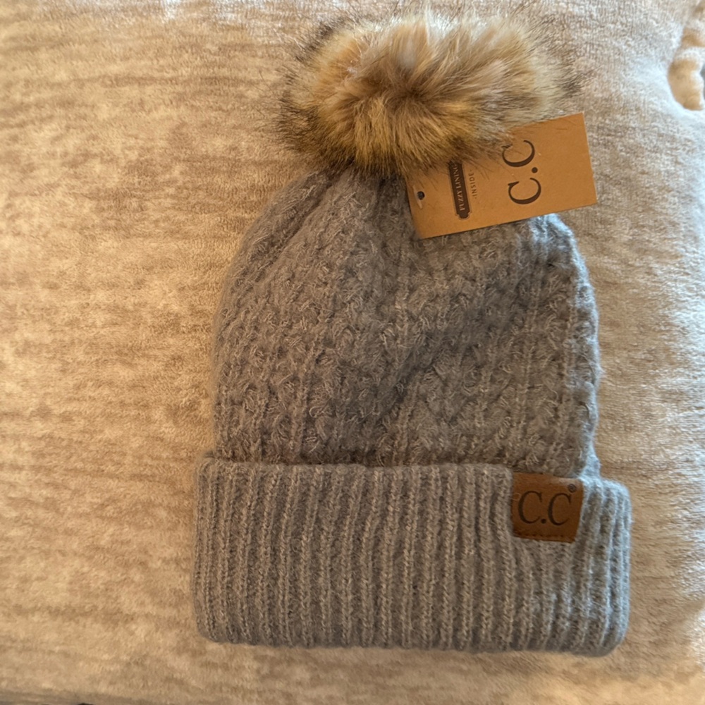 C.C Light Gray Knit Beanie with Faux Fur Pom/ ASK 15% OFF